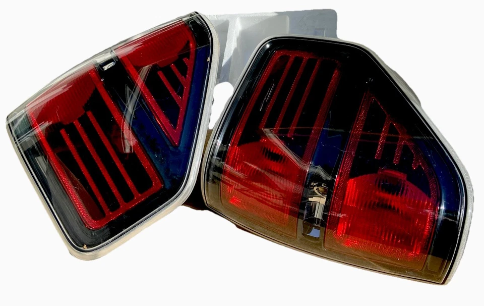 Luces traseras Ford F-150 OEM (par) para 2009-2014 Foto 1 de 1