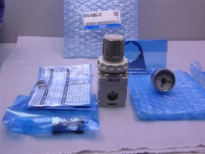 SMC IRV10-N01BG-X3 Vacuum Regulator 140e/min Standard Connections w/Analog Gauge - Picture 1 of 1