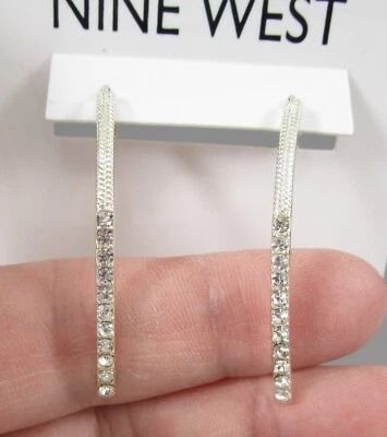Novos Brincos NINE WEST de Strass Transparente Curvo Longo Tom Prata Anos 55 - Imagem 1 de 4