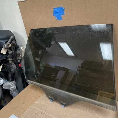 2009 2010 2011 2012 2013 Subaru Forester заднее правое оригинальное стекло окно - Изображение 1 из 4