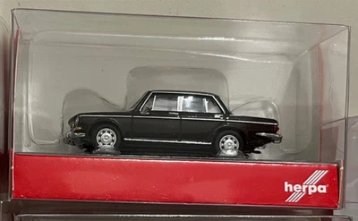 Herpa 1:18 1/18 Simca 1301 negro Foto 1 de 3