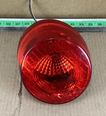 2005-2010 Chevrolet Cobalt Coupe Left Side Quarter Panel Mounted Tail Light OEM - Image 1 of 4