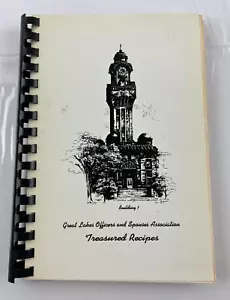 Great Lakes Officers and Spouses Association Treasured Recipes Cookbook 1996 - Bild 1 von 9