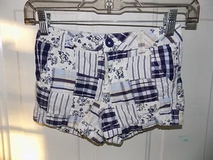 JUSTICE BLUE PLAID PRINTED CHINO SHORTS SIZE 8 GIRL'S EUC - Picture 1 of 2