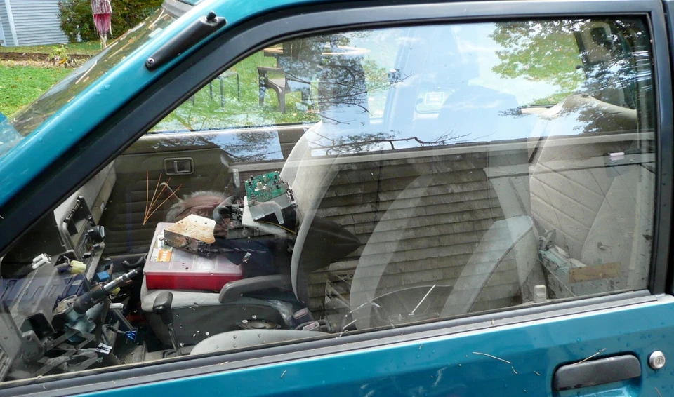 Conductor Ford Festiva, ventana puerta lateral izquierda Foto 1 de 1