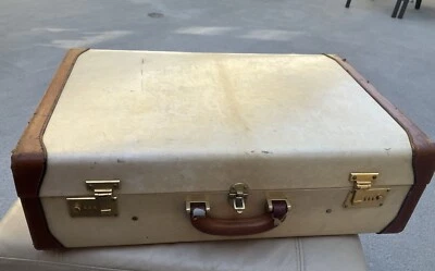 BOTTEGA VENETA VELLUM LEATHER SUITCASE TRUNK HANDBAG + LOUIS VUITTON LUGGAGE TAG - Image 1 of 4