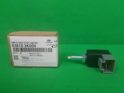GENUINE KIA GRAND CARNIVAL MPV BRAKE STOP LIGHT SWITCH (4 PINS) - Image 1 of 2