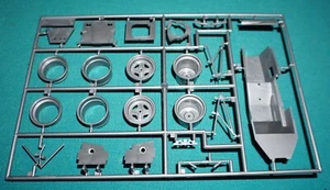 Team Lotus Type 72D 1972 Tamiya 1/12 Sprue G ruedas cabina etc. - Imagen 1 de 2