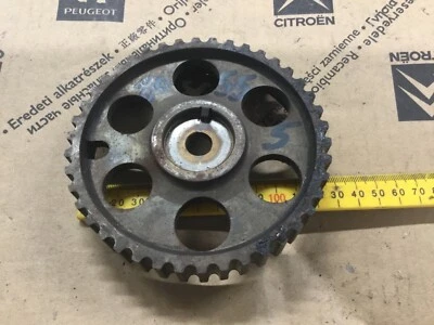 Б/у звездочка распределительного вала PEUGEOT 405 605 306 xu10j2 1998cc Citroen 42t 080555 - Изображение 1 из 4