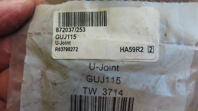 Volvo 140 240 740 760  Front Center Rear Universal Joint 1217606  672037 - Image 1 of 4