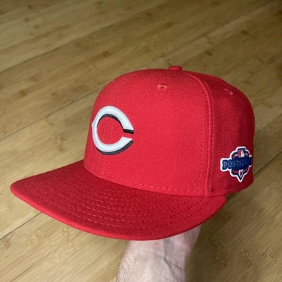 New Era 59FIFTY O/F USA-Made Cincinnati Reds 2012 Postseason Fitted 7 1/8 Hat VG - Image 1 of 4