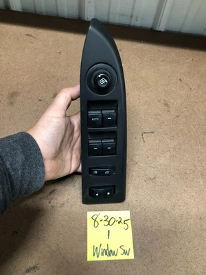 Interruptor de puerta de ventana principal Ford Crown Victoria Grand Marquis 2009-2011 delantero Foto 1 de 4