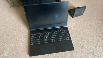 XMG CORE 15 15,6 Zoll - AMD Ryzen 7 4800H, NVidia RTX 2060 6GB, 32GB RAM - Bild 1 von 4