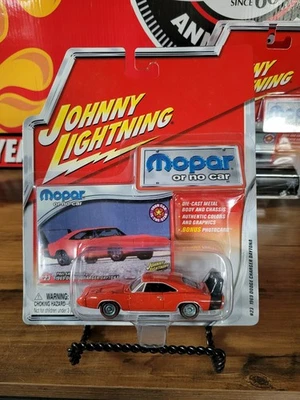 Dodge Charger Daytona 1969 Johnny Lightning Mopar or No Car diecast 1:64 Foto 1 de 4