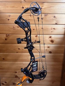 NEW PSE Evolve DS 30 Bow EC2 Cam RH Black 80# QAD Drop Away Package - Picture 1 of 2