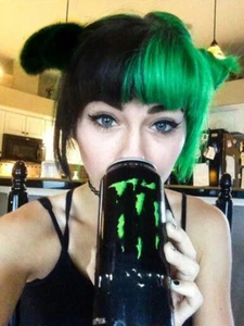 Long Straight Synthetic Wigs Half Black Half Green Wig With Bangs Cosplay Dress - Picture 1 of 10