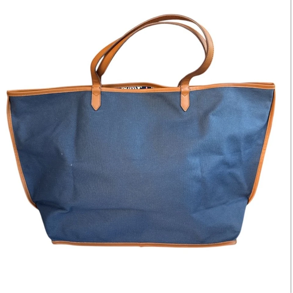 "Bolso de Mano Grande Stella & Dot Elegante Lona Azul y Tostado 23""x13""x7""" Foto 1 de 4