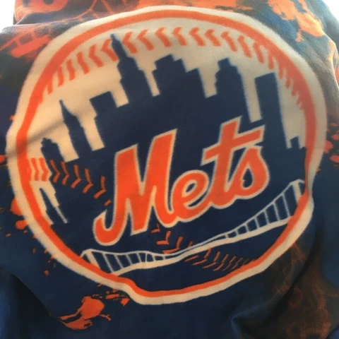 METS Wearable Stadium Blanket with Sleeves, Comfy MLB Baseball Games Cover