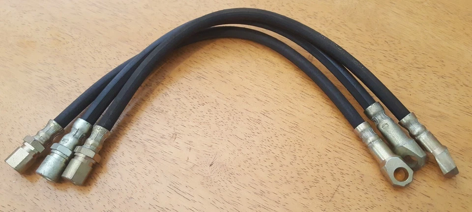 Fiat 850T - Familiare Serie 2 Manguera Freno Delantero (413mm) Pirelli 4235485 (PAR) Foto 1 de 1