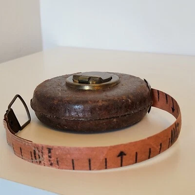Ancien mètre ruban en cuir 10 mètres  - Photo 1/4
