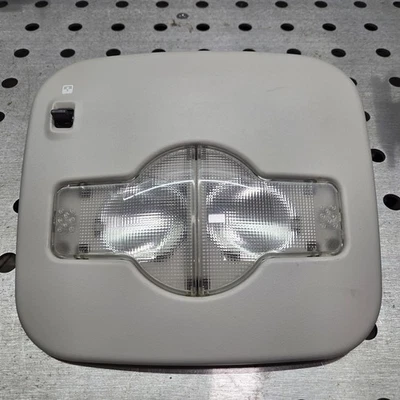 2004-2008 Pontiac Grand Prix Overhead Console Dome Map Light Lamp Sunroof Grey  - Image 1 of 4
