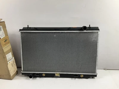 Radiador Water King NI3010214 para Nissan 350Z 2007-2009 transmisión manual Foto 1 de 3