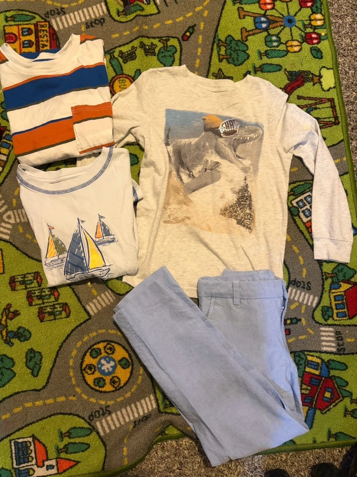 boys clothing size 6 - Image 1 of 1