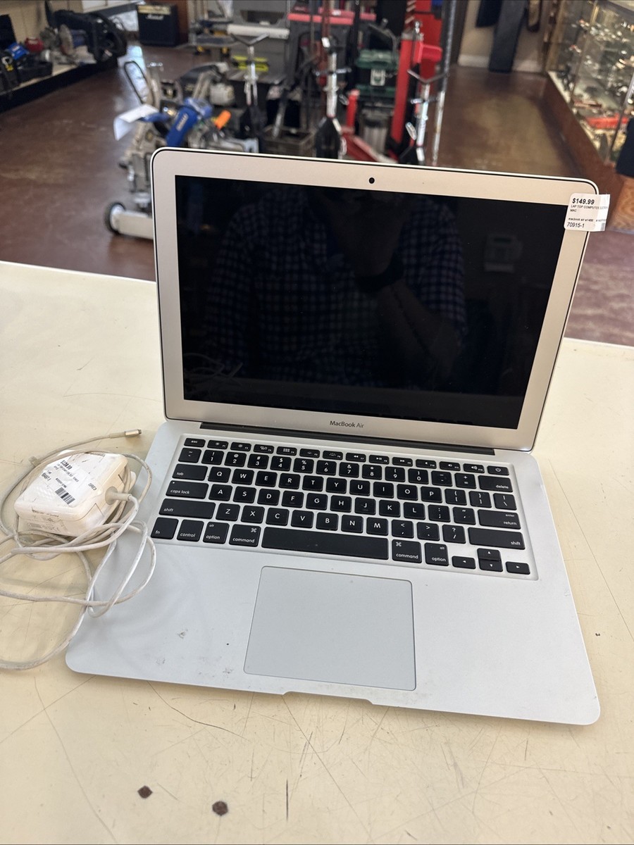 Apple MacBook Air 2012シルバー 黒カバー付き Apple MacBook Air 2012シルバー 黒カバー付き MacBook Air 11.6