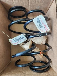 Toyota 48131-AC041 Spring, Coil, Front 2003-2004 Toyota Avalon 48131AC041 - Picture 1 of 3