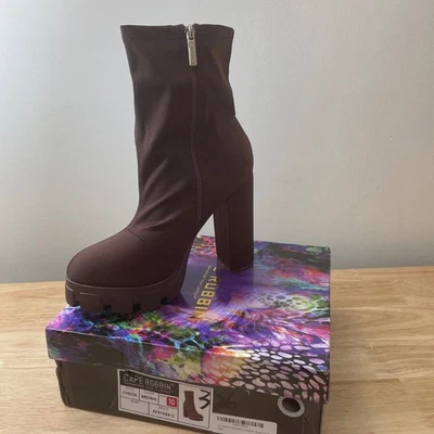 Botas Cape Robbin Chesta Marrón Gruesas Plataforma Tacón Bloque Suela Talla 10 Nuevas con Etiquetas Foto 1 de 4