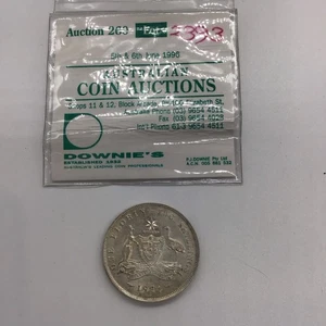 1924 Florin George V, 8 pearls full centre diamond Uncirculated Below Cat Value - Picture 1 of 6