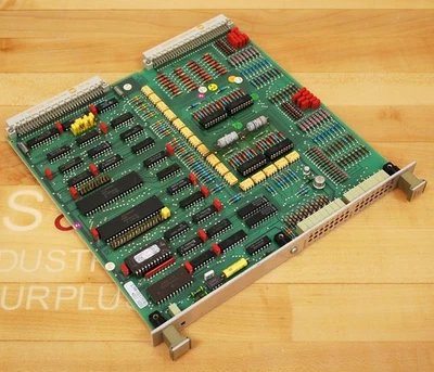 Placa de circuito de E/S ABB DSDX 110, YB161102-AH/3 - USADA Foto 1 de 4