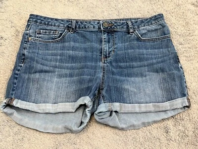 Lauren Conrad Denim Shorts Womens 12 Cuffed Blue Denim Casual Summer Medium Wash - Image 1 of 4