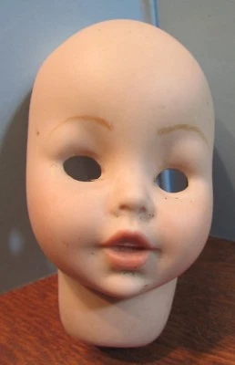 VINTAGE   BISQUE DOLL HALF HEAD BODY PARTS  3 1/2" TALL PAINTED Y Foto 1 de 4
