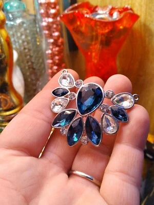 Colgante amuleto de diamantes de imitación fachados azules y transparentes Foto 1 de 4