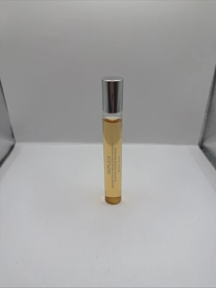 Réplica Beach Walk Maison Margiela Eau de Toilette 0,34 OZ 10 ml Rollerball Nuevo Foto 1 de 1