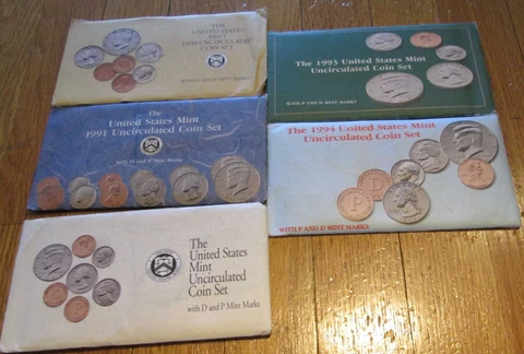 1990 1991 1992 1993 1994 U.S. Mint Mint Sets 5 Sets P & D Uncirculated COA Cover