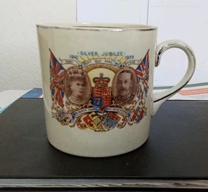 CHILD'S ? SILVER JUBILEE CUP GEORGE V & QUEEN MARY 1910-1935 - Picture 1 of 3