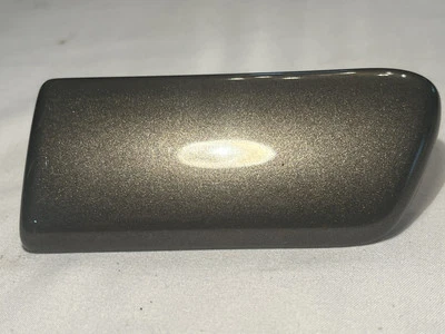 2006-2009 Saab 9-5 TITAN GRAY (303) tira de acabamento de para-lama com fixadores 12756111 fabricante de equipamento original - Imagem 1 de 3