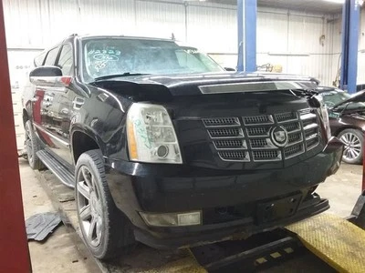 Info-GPS-TV Screen Entertainment System Opt U42 Fits 07-14 ESCALADE 1151573 - Image 1 of 4