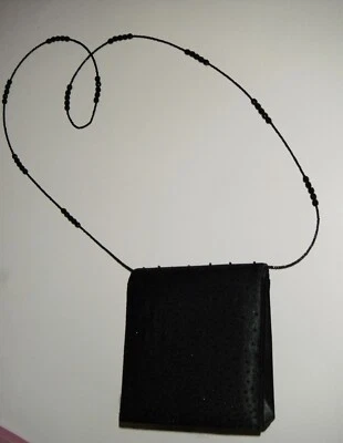 Cartera vintage Jessica McClintock negra con cuentas Foto 1 de 4