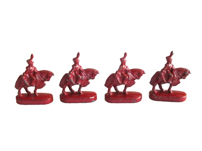 4x Risk Edición 40 Aniversario Juego de Mesa Metal Caballería Soldado Caballo Ejército Rojo Foto 1 de 4