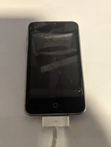 Apple iPod Touch 2nd Gen A1288 8GB Black - READ BELOW!!!! - Picture 1 of 8