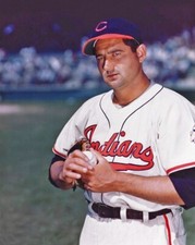 Cleveland Indians EARLY WYNN Glossy 8x10 Photo Baseball Print HOF 72