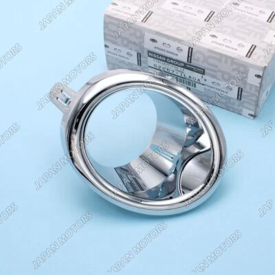 New Genuine OEM Nissan Infiniti QX56 QX80 LH Chrome Fog Light Bezel 62257-1LA0A Foto 1 de 4