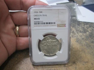 1926 OREGON TRAIL COMMEMORATIVE HALF $ Coin IN NGC MS65 UNCIRCULATED CONDITION - Picture 1 of 4