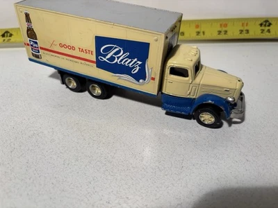 罕见 DeHanes 型号 102 MACK(L 型)Blatz 啤酒送货卡车 1/55 — 第 1/4 张图片