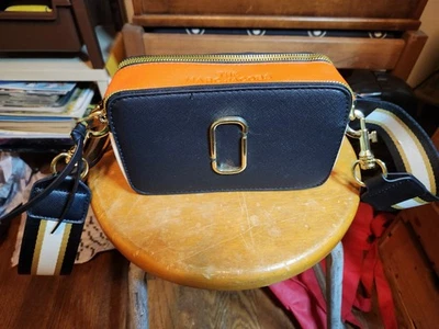 Bandolera Marc Jacobs Snapshot. Naranja/Negro/Blanco. ¡Bonito! Foto 1 de 4