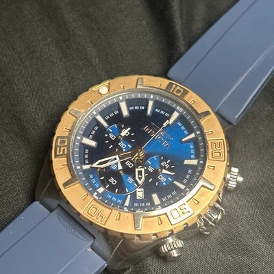 Invicta Men AVIATOR CHRONOGRAPH ROSE GOLD Silver Blue Dial Elegant Fashion Watch - Image 1 of 4