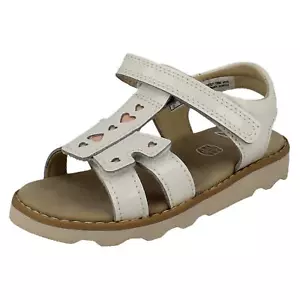 Girls Clarks Heart Detail Sandal 'Crown Beat K' - Picture 1 of 11